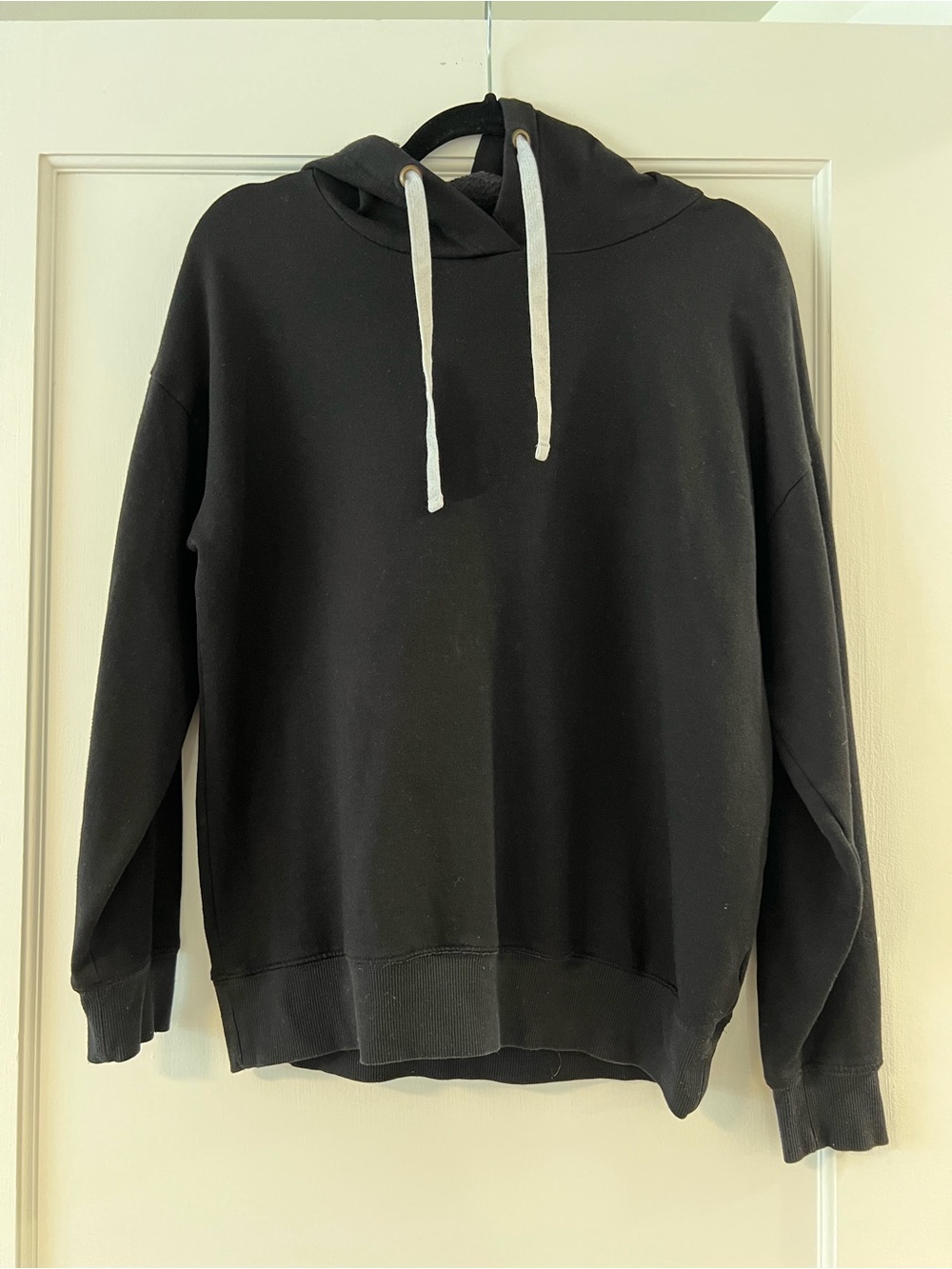 Buffalo David Bitton Black Pullover Hoodie with Contrast Drawstrings